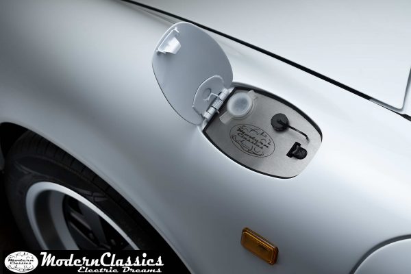 Porsche 911SC Electric - detail 3