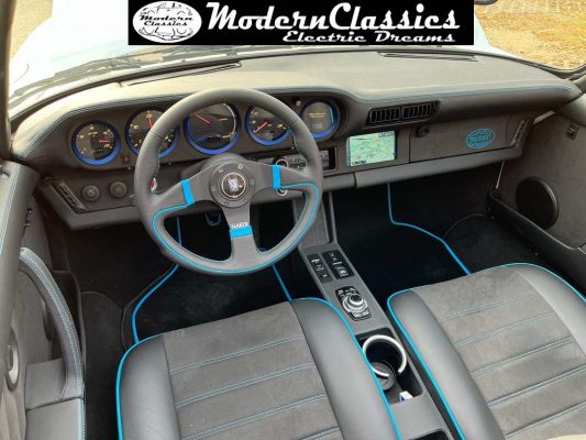 Porsche 911SC Electric - interior