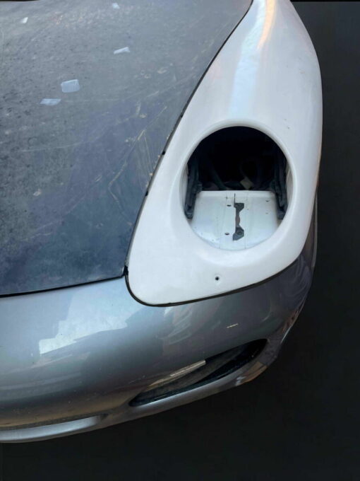 Porsche 99S Left Front Fender - Image 6